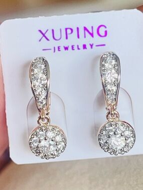 Xuping 18k Gold Crystal Drop Earrings - White Cubic Zirconia